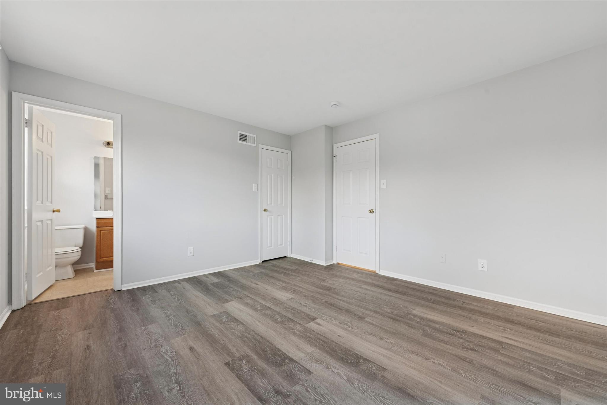 COVENTRY VILLAGE - Residential Lease