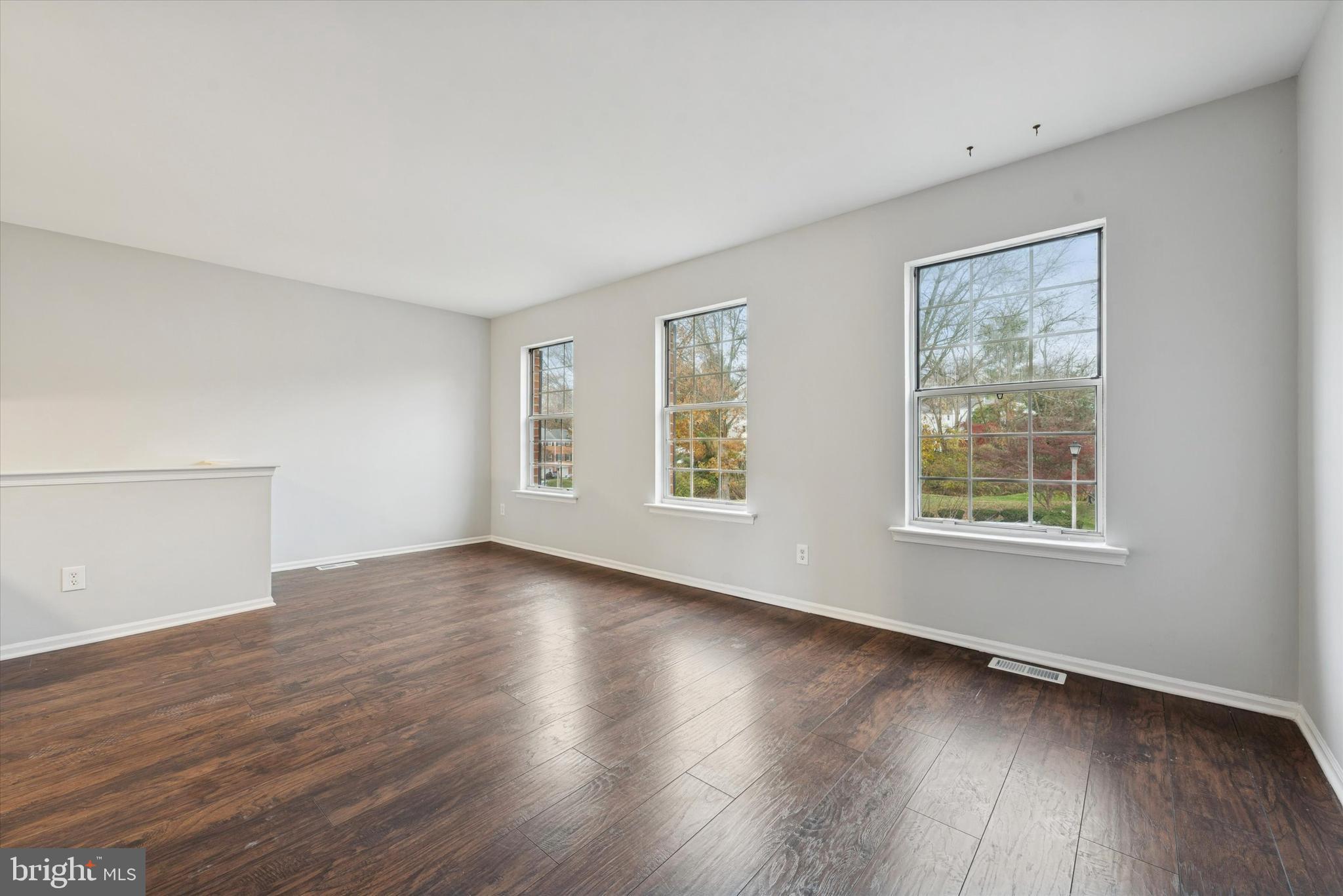 COVENTRY VILLAGE - Residential Lease