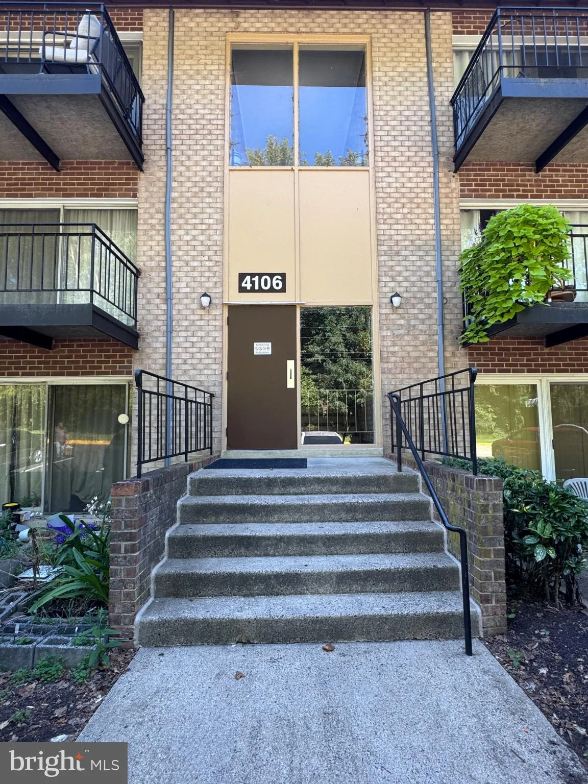 4106 Mangalore Drive Unit 202