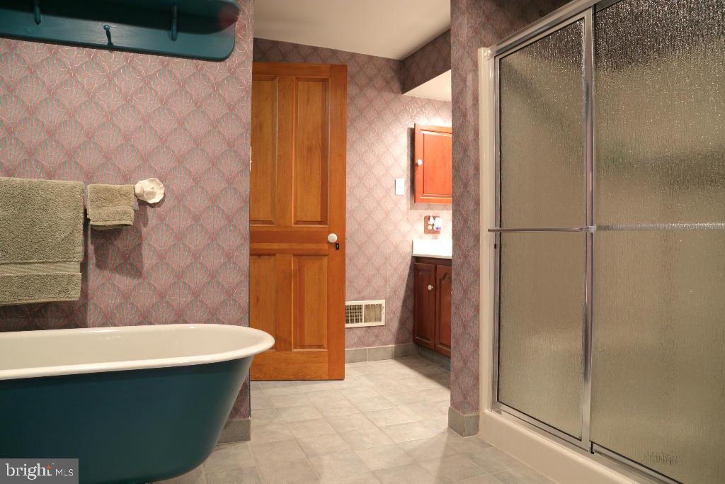 OYSTER POINT - Residential