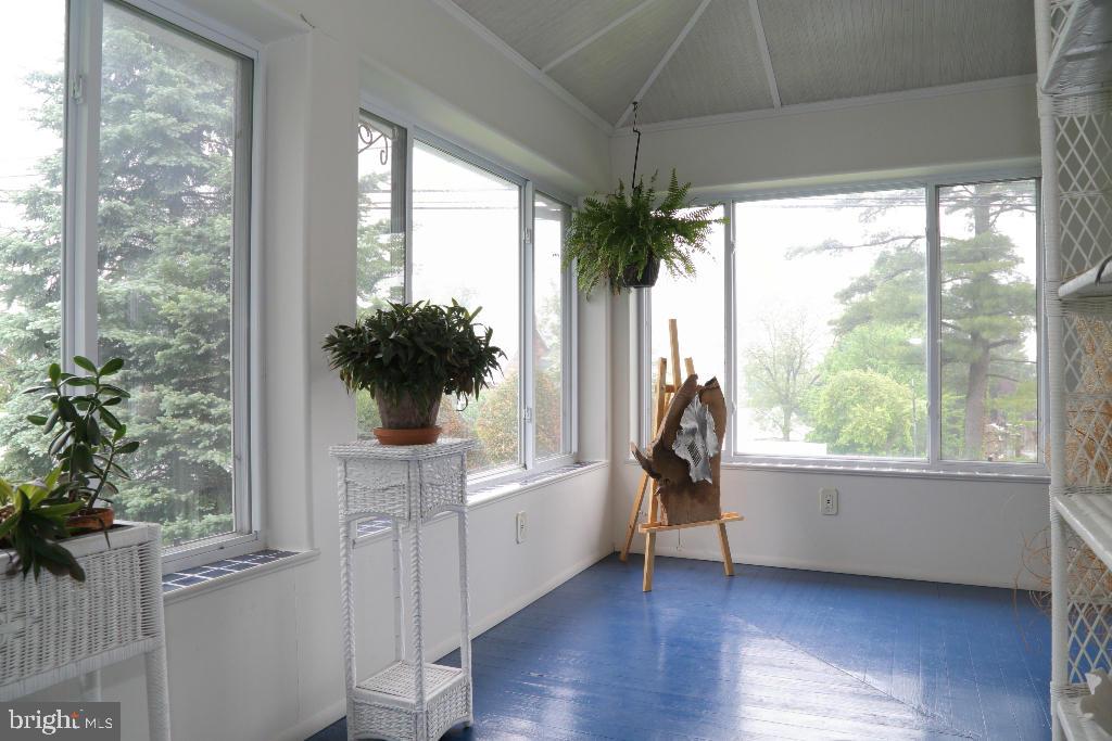 OYSTER POINT - Residential