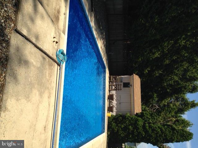 OYSTER POINT - Residential