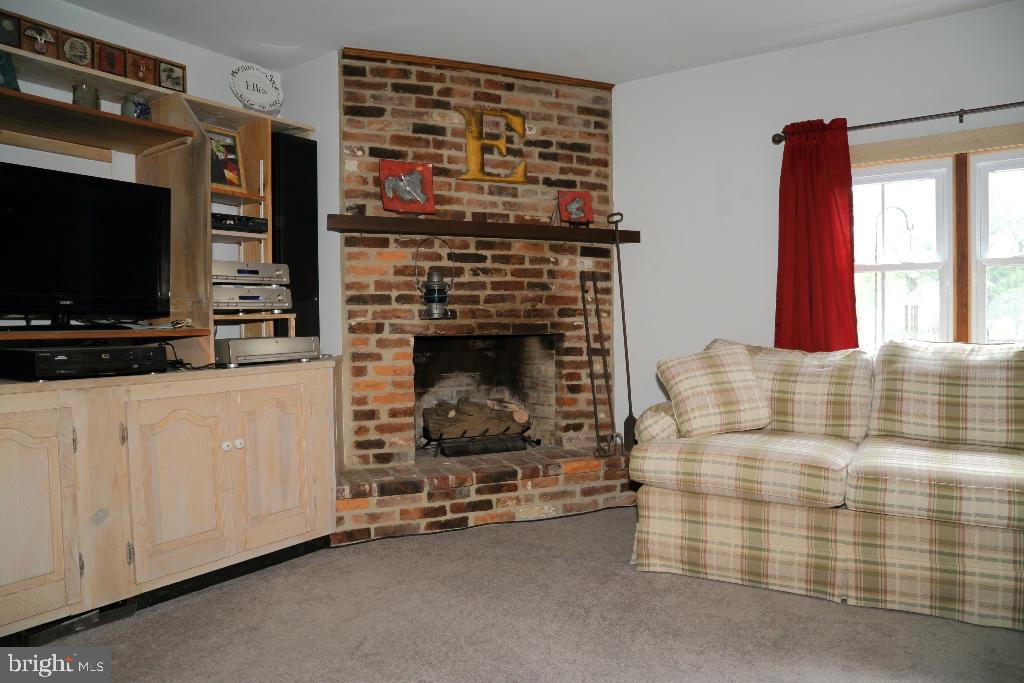 OYSTER POINT - Residential