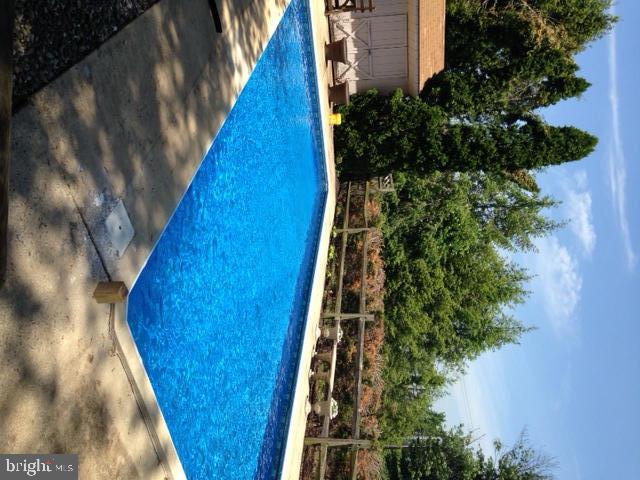 OYSTER POINT - Residential