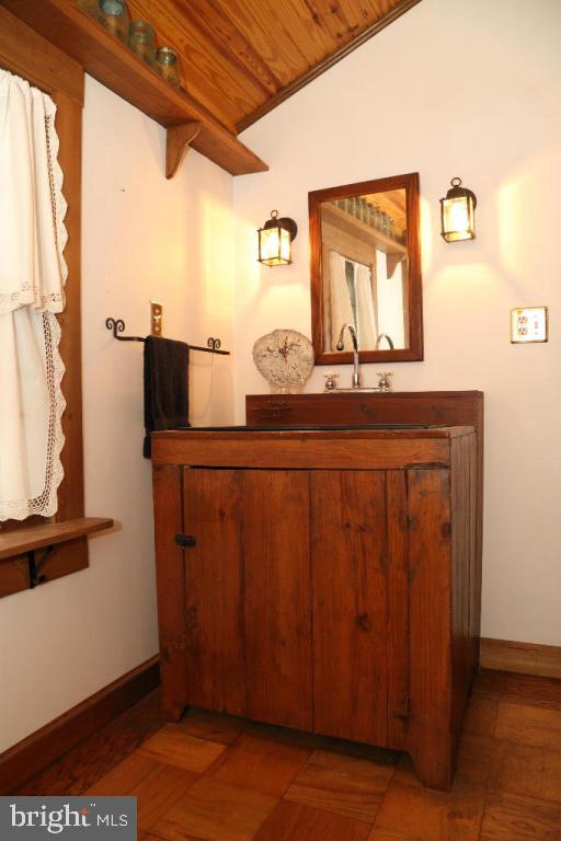 OYSTER POINT - Residential