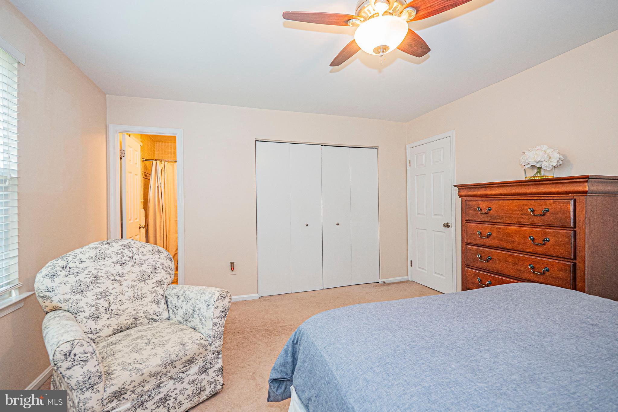 HUNTERS WOODS - Residential