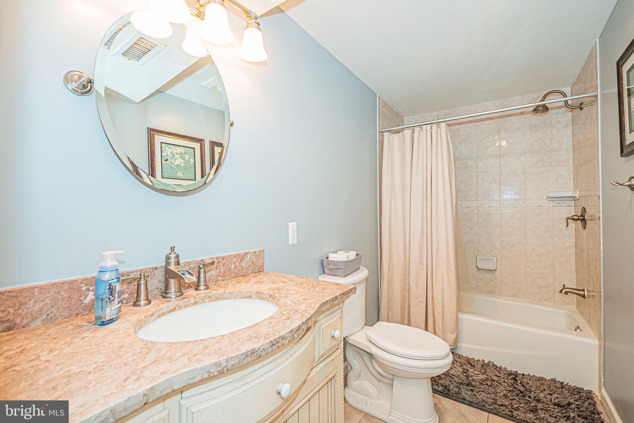 HUNTERS WOODS - Residential