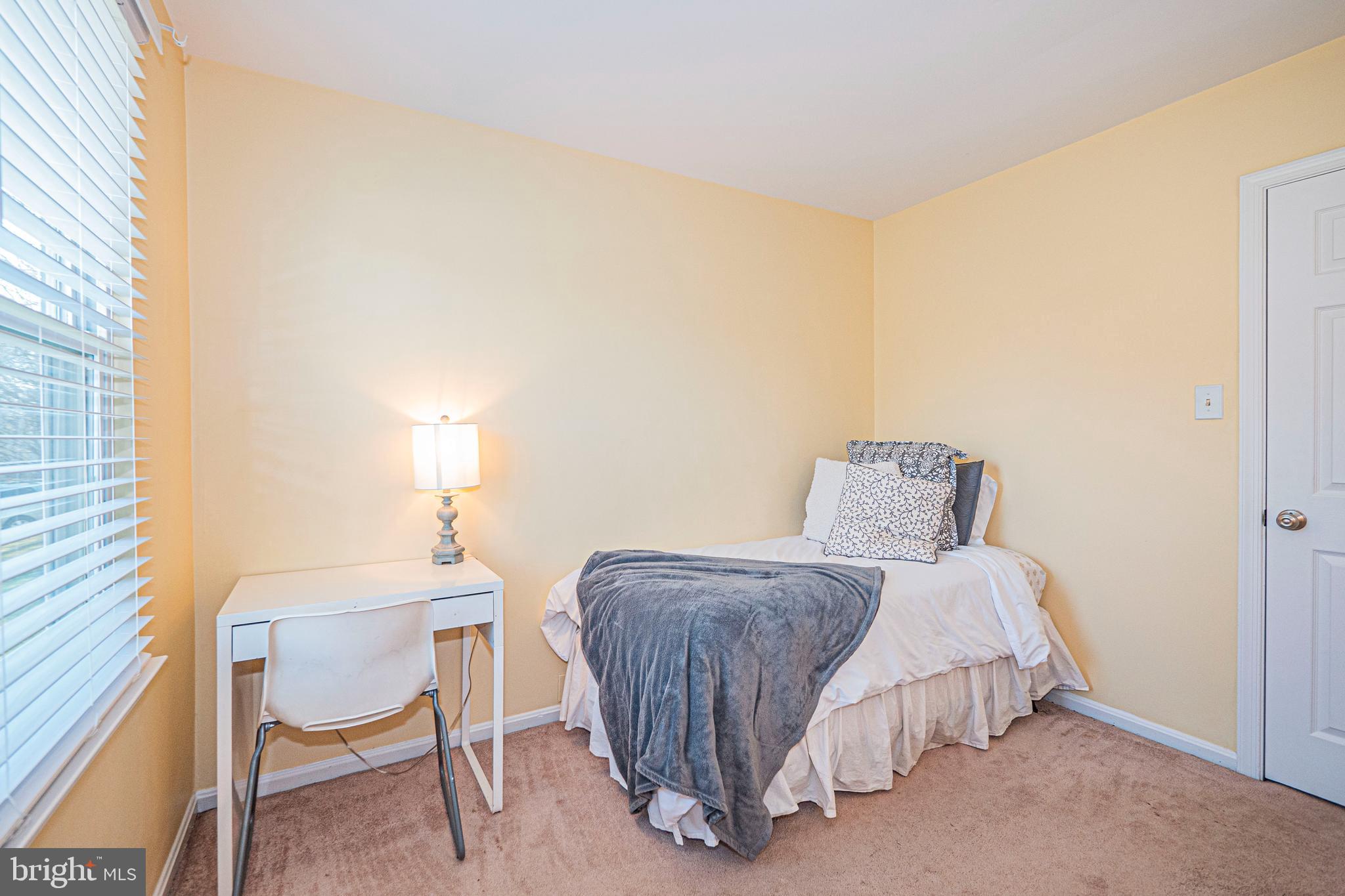 HUNTERS WOODS - Residential