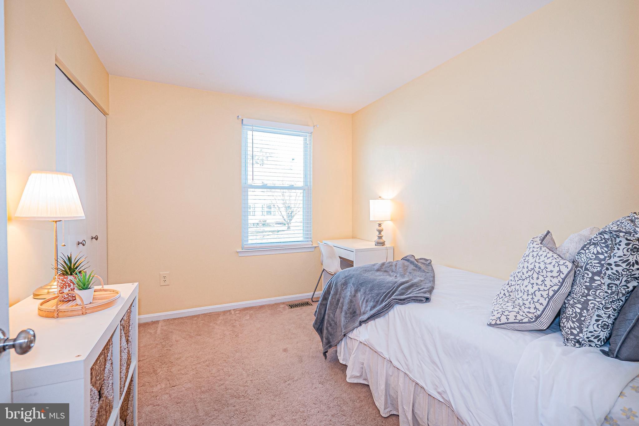 HUNTERS WOODS - Residential