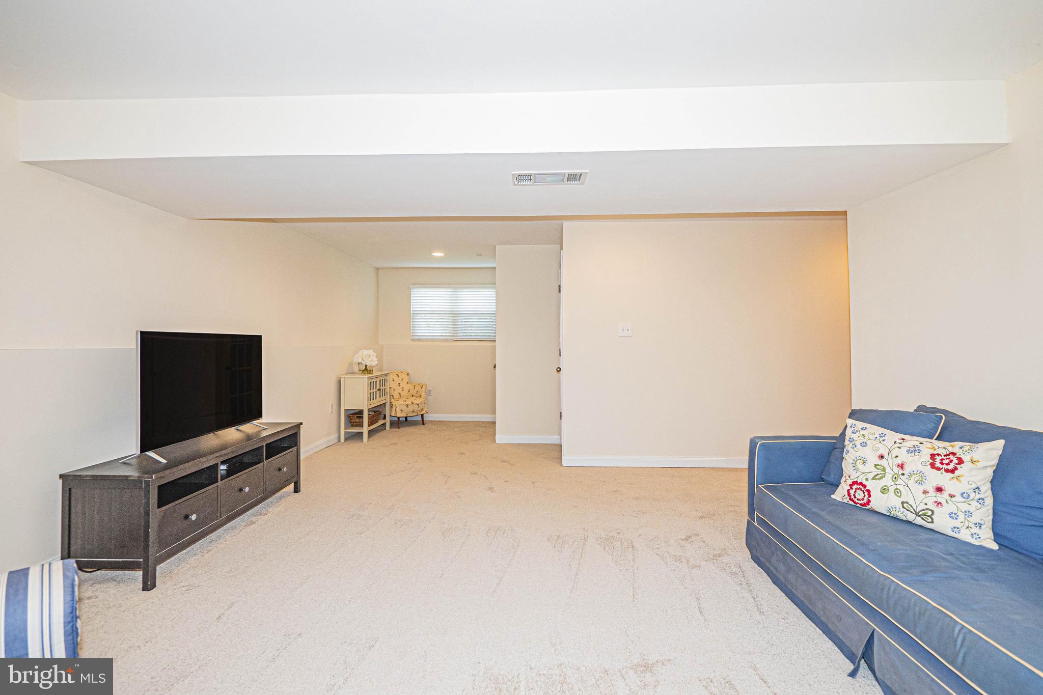 HUNTERS WOODS - Residential