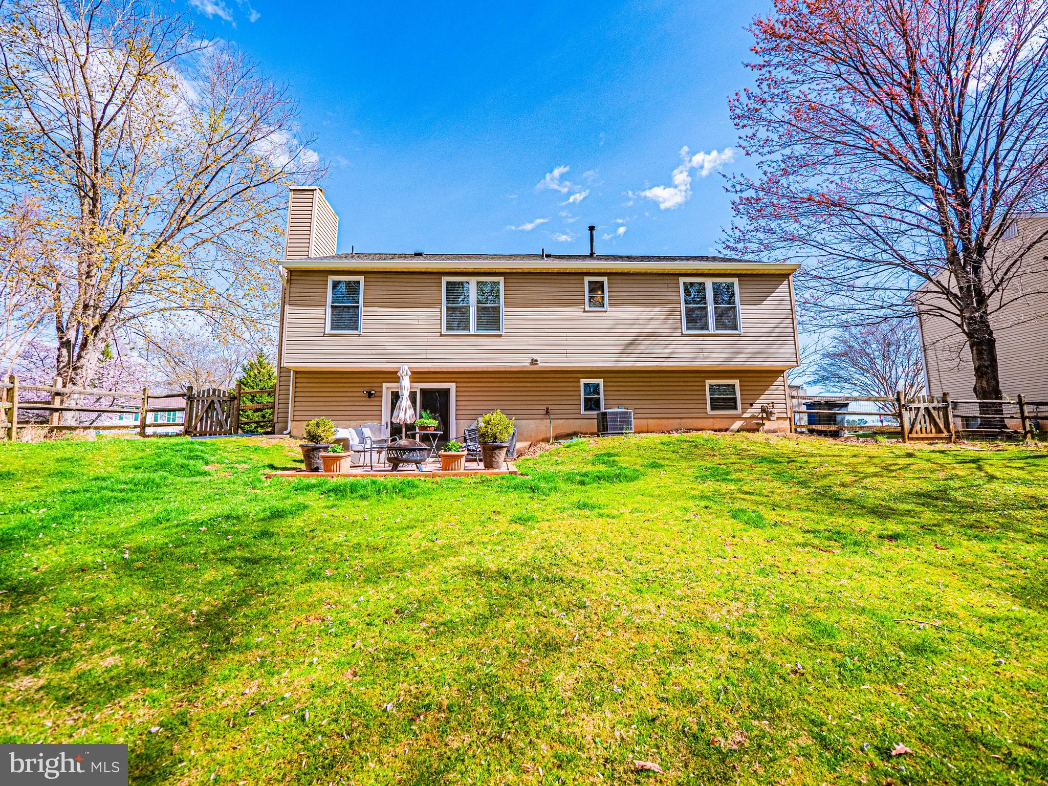 HUNTERS WOODS - Residential