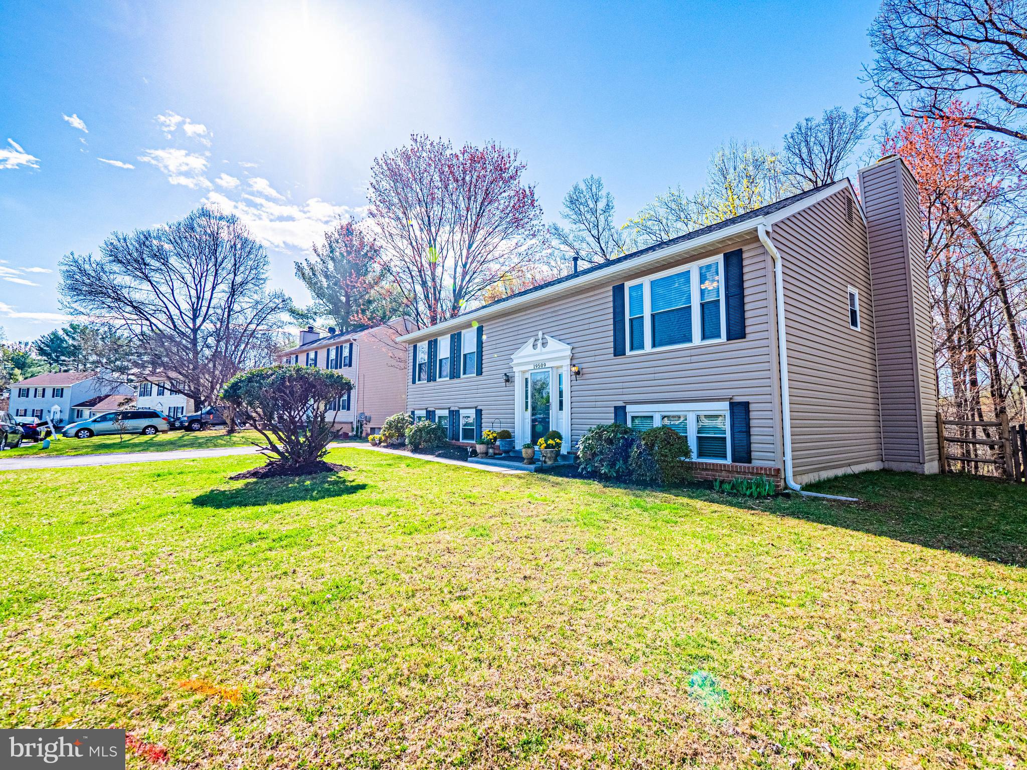 HUNTERS WOODS - Residential