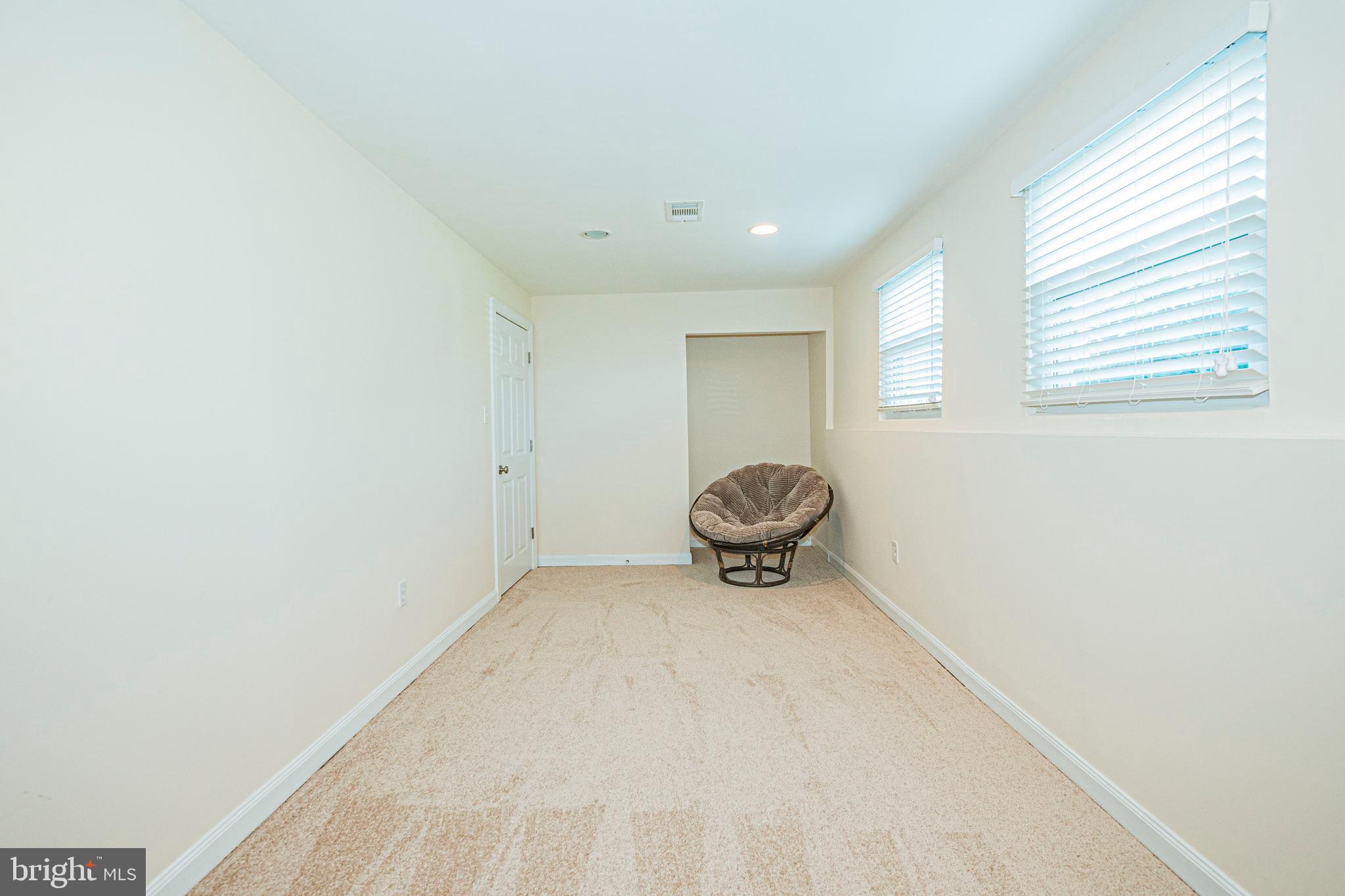 HUNTERS WOODS - Residential