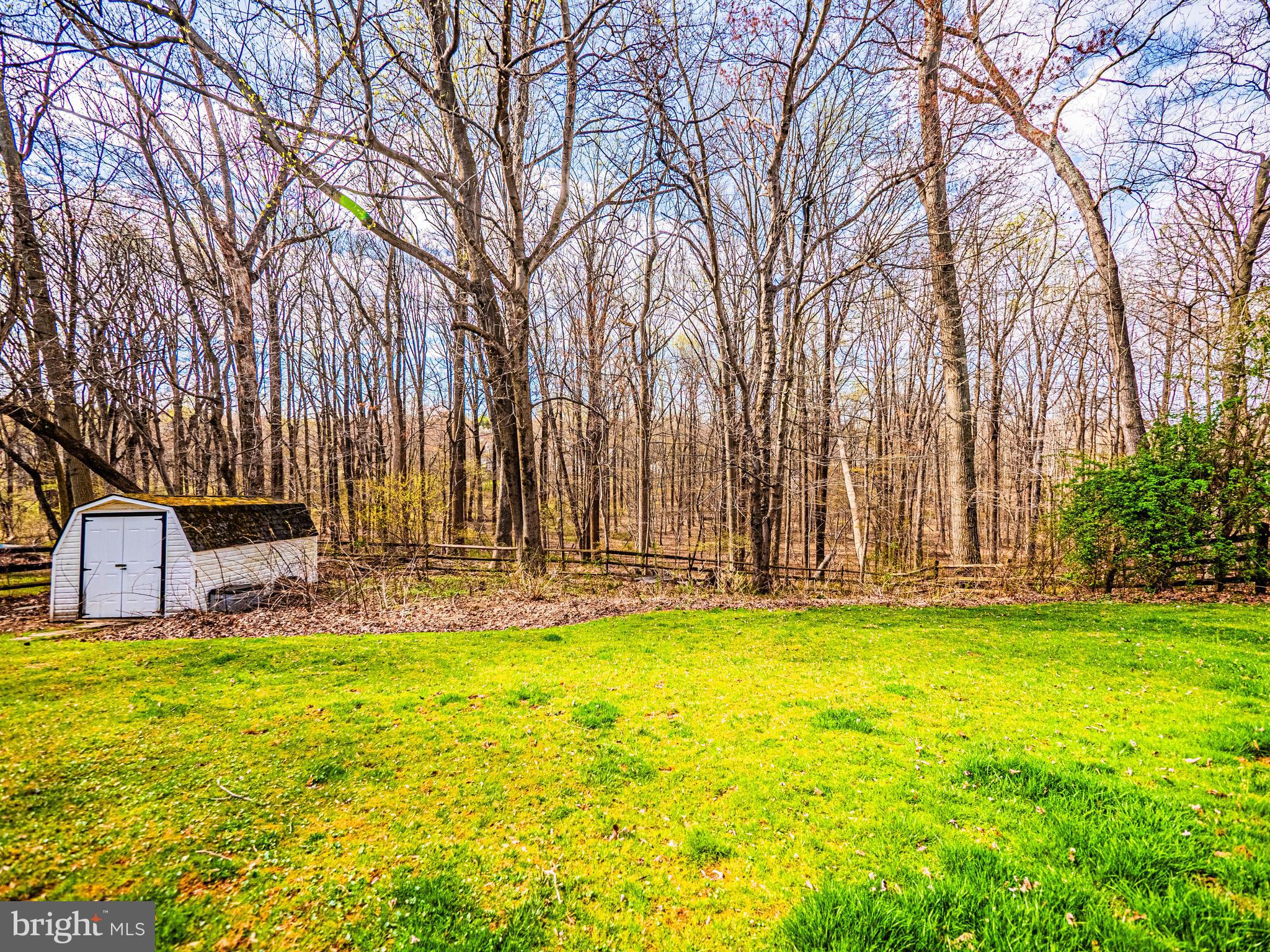 HUNTERS WOODS - Residential