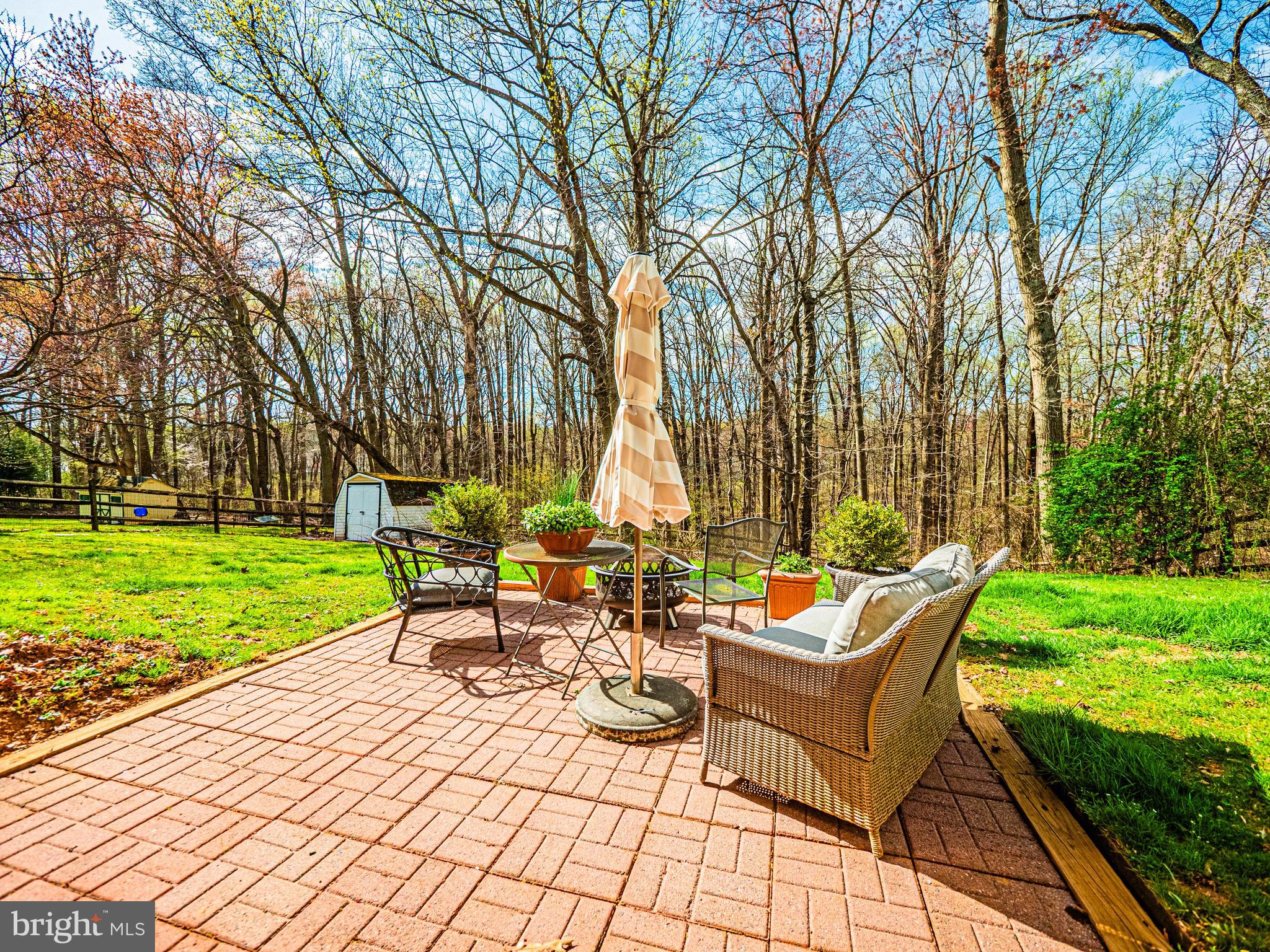 HUNTERS WOODS - Residential