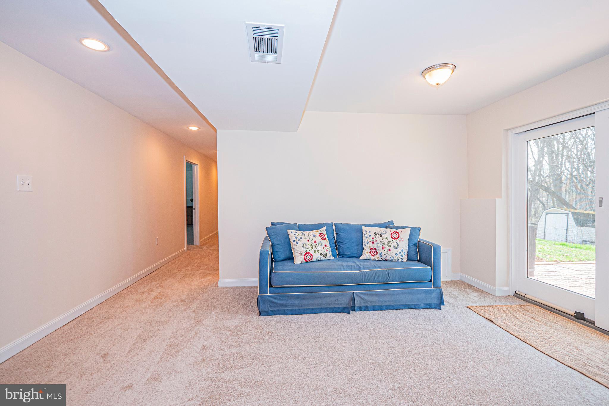 HUNTERS WOODS - Residential