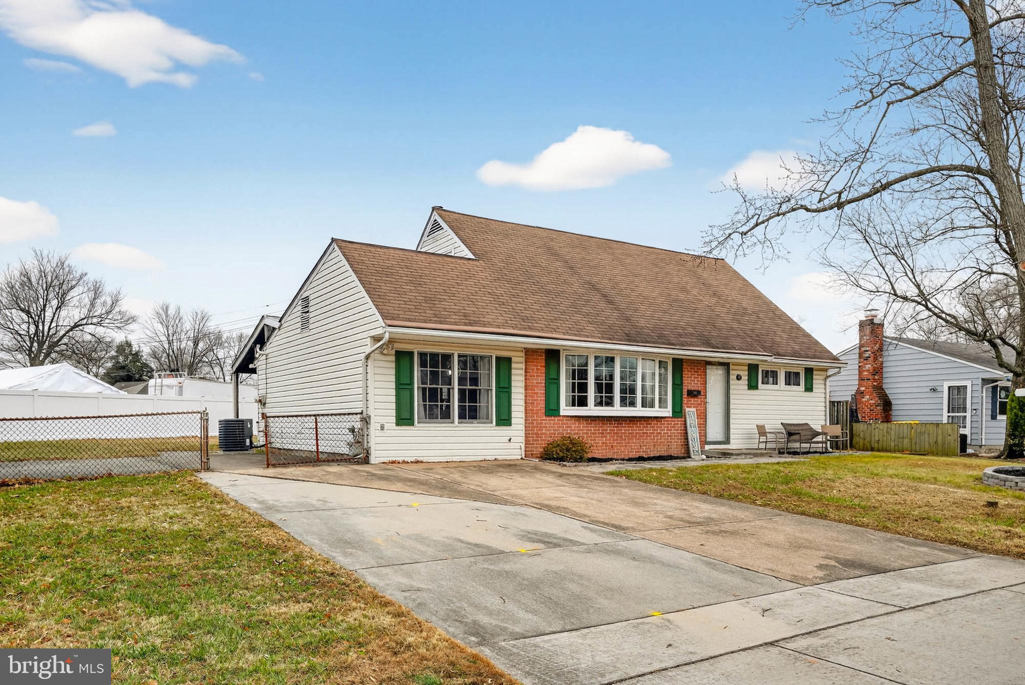 11 COUNTRY CLUB DRIVE