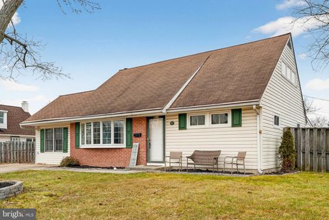 11 COUNTRY CLUB DRIVE GLEN BURNIE MD 21060