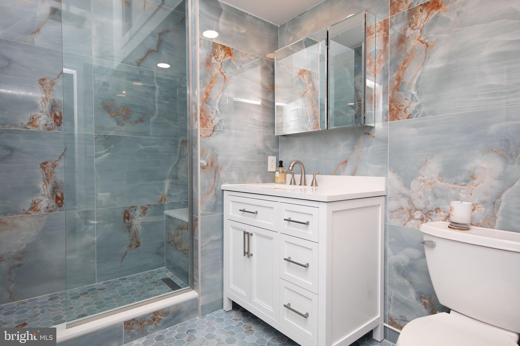 LOGAN SQUARE - Residential Lease