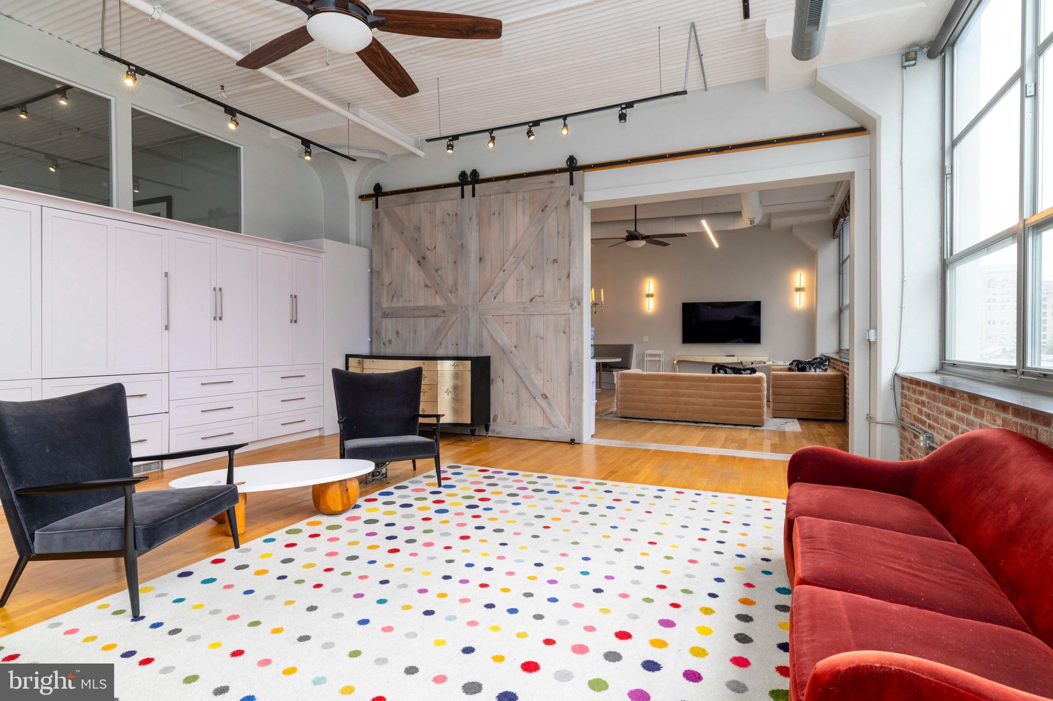 LOGAN SQUARE - Residential Lease