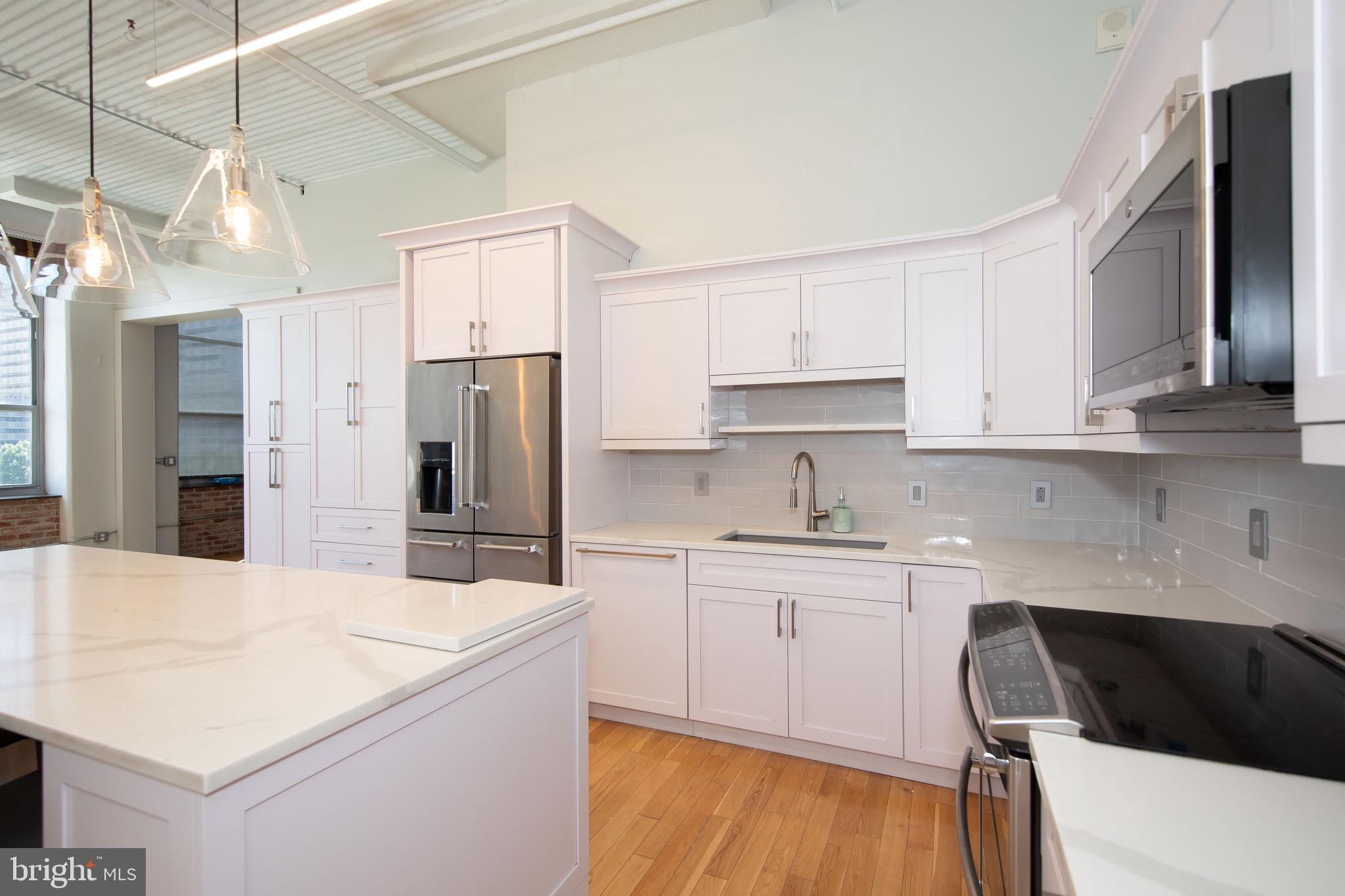 LOGAN SQUARE - Residential Lease