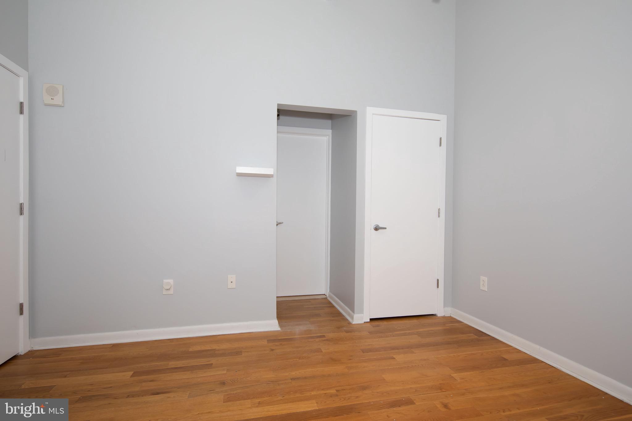 LOGAN SQUARE - Residential Lease