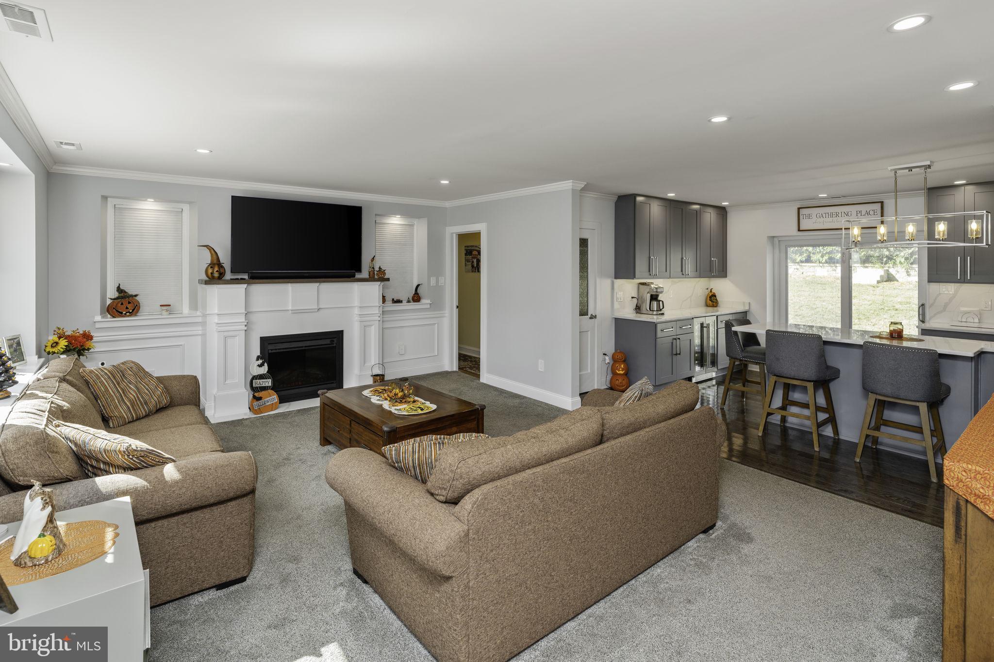 706 HALLOWELL DRIVE