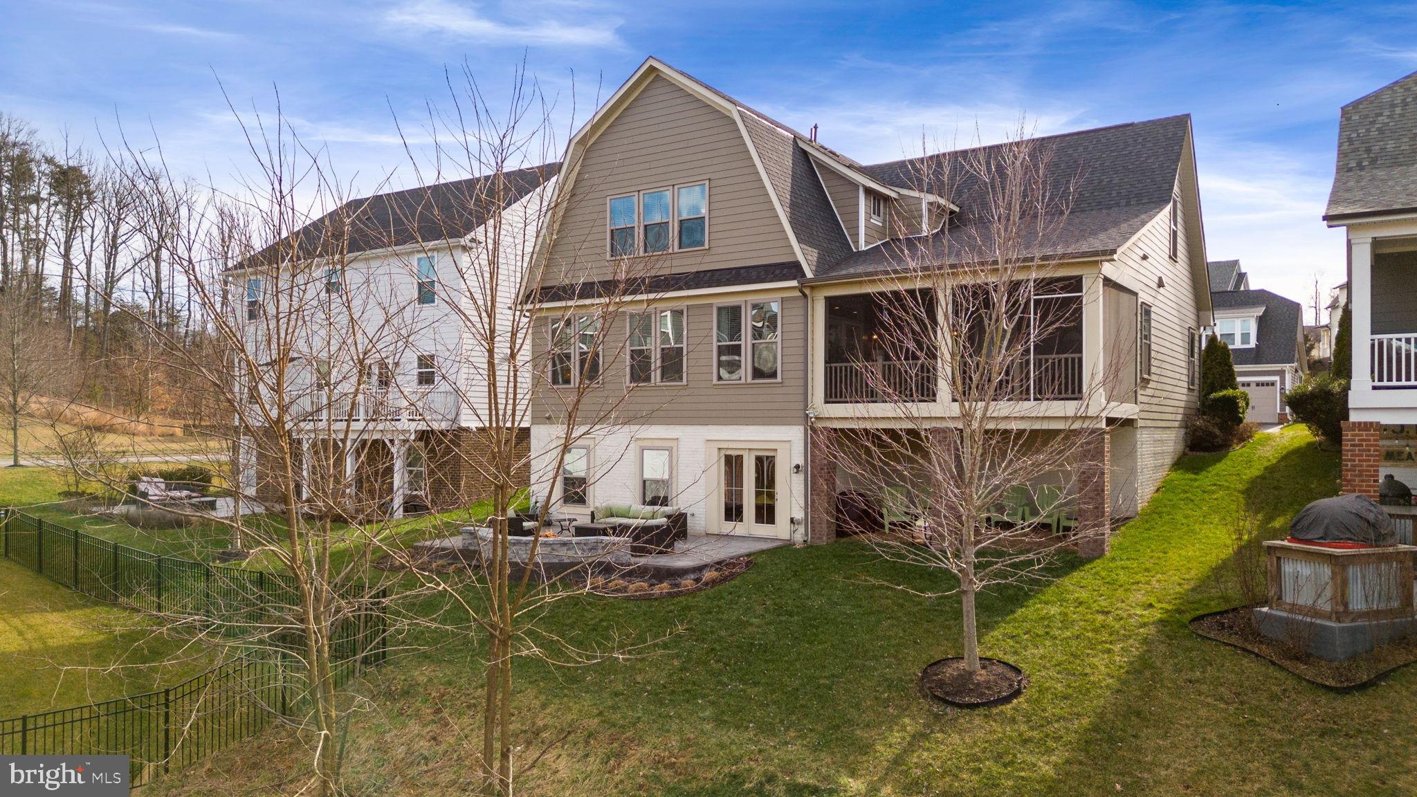 POTOMAC SHORES - Residential