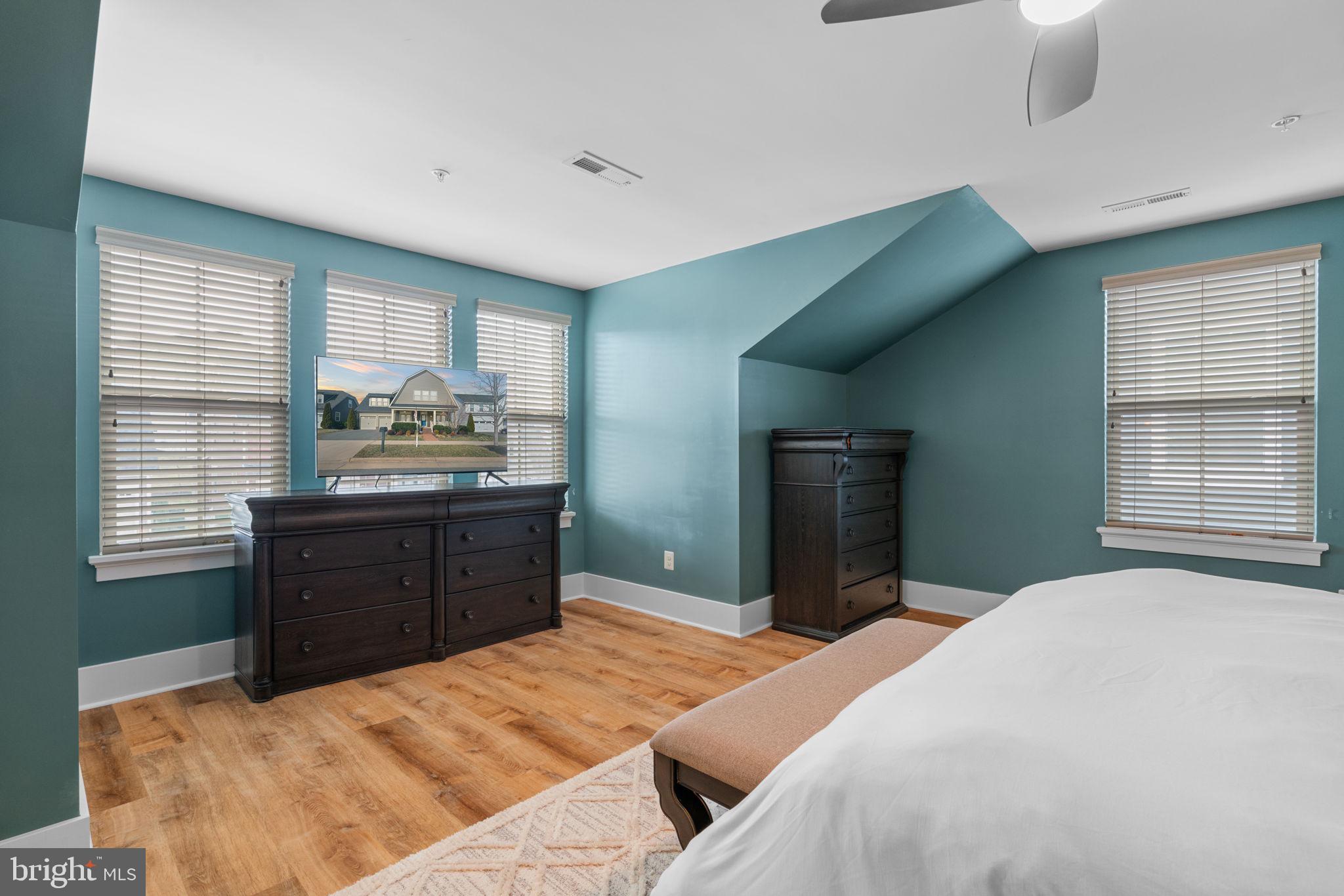 POTOMAC SHORES - Residential