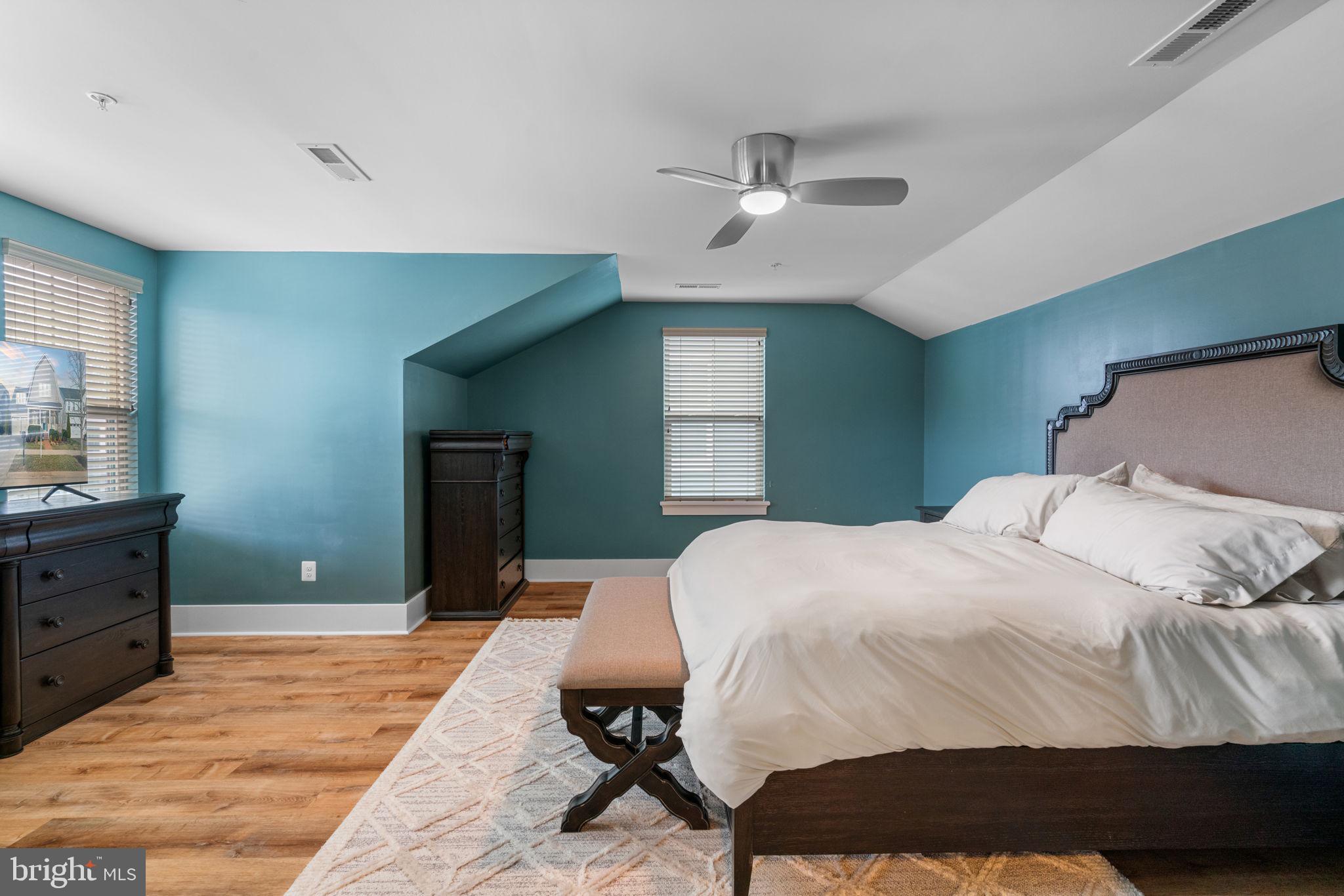 POTOMAC SHORES - Residential