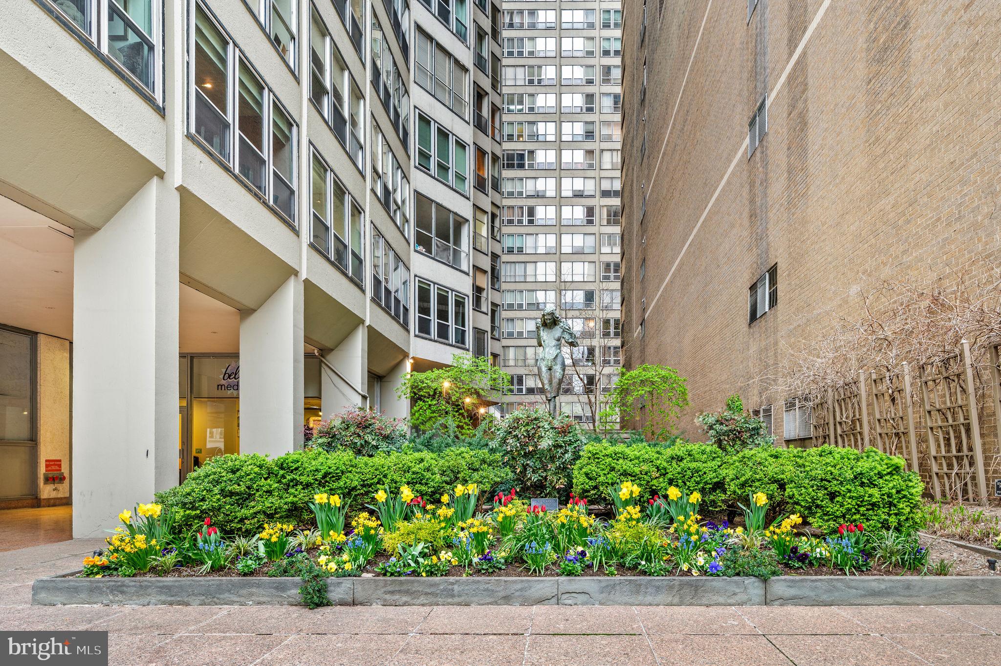RITTENHOUSE SQUARE - Residential Lease
