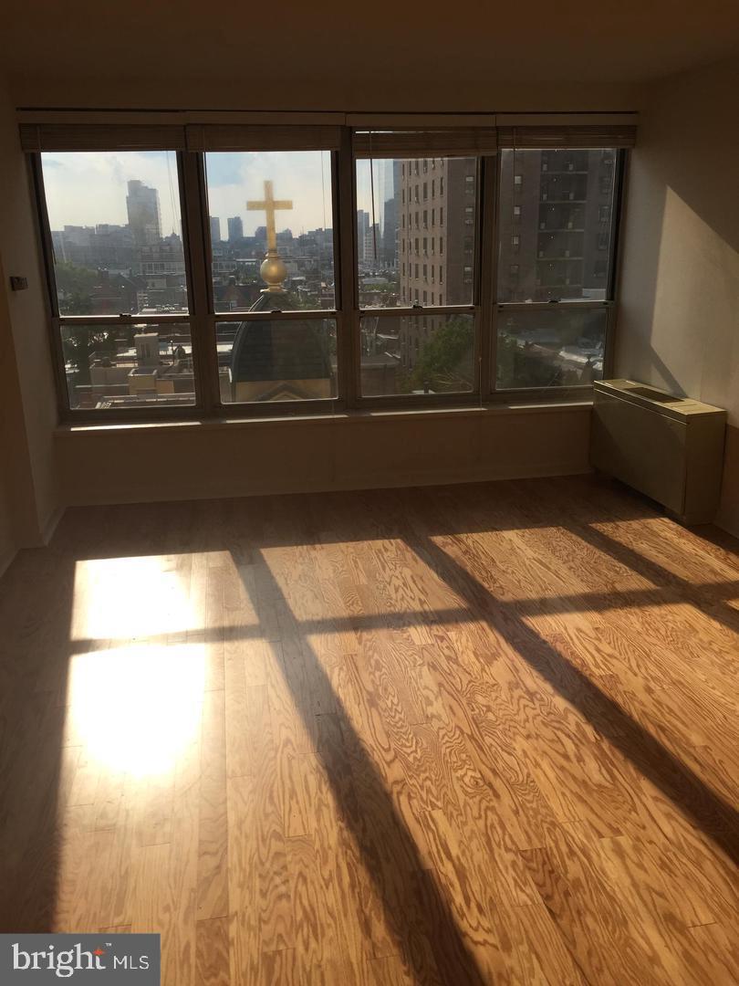 RITTENHOUSE SQUARE - Residential Lease