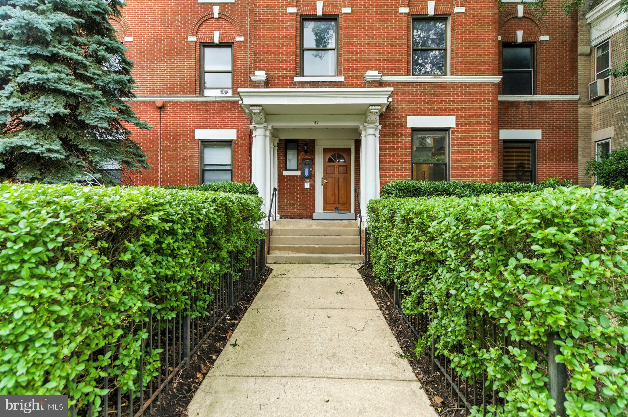 147 R STREET NE 7