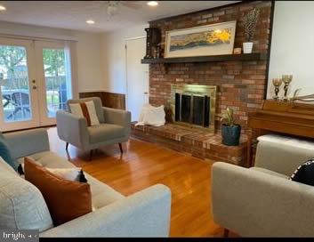 CARDINAL GLEN - Residential Lease