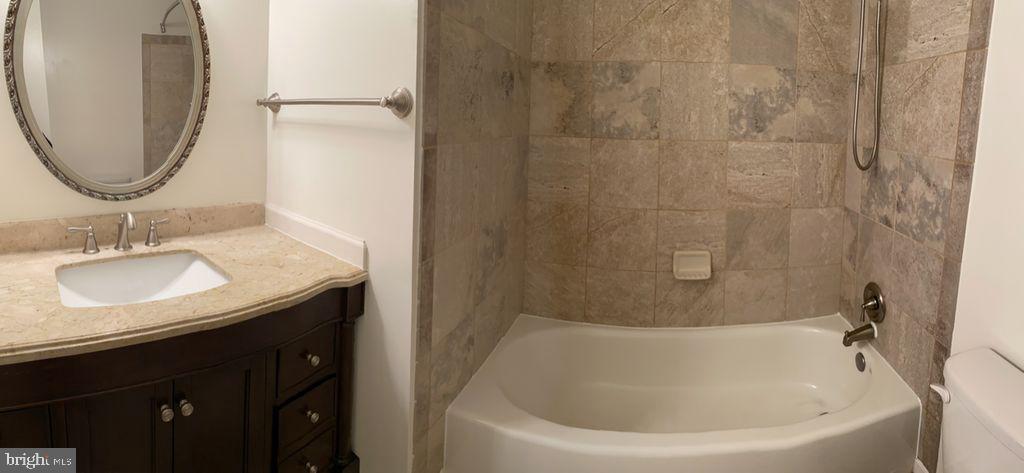 CARDINAL GLEN - Residential Lease