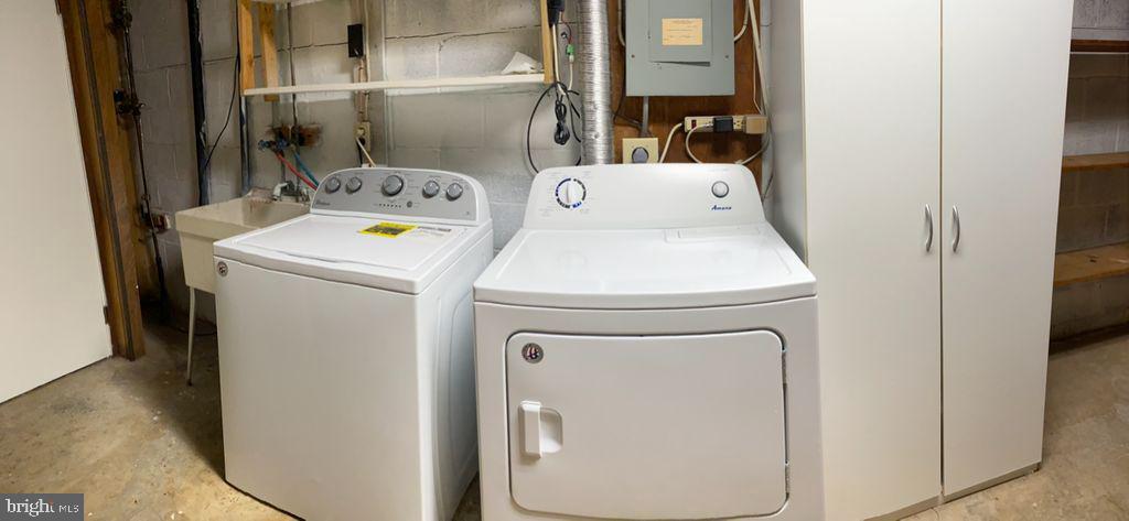 CARDINAL GLEN - Residential Lease