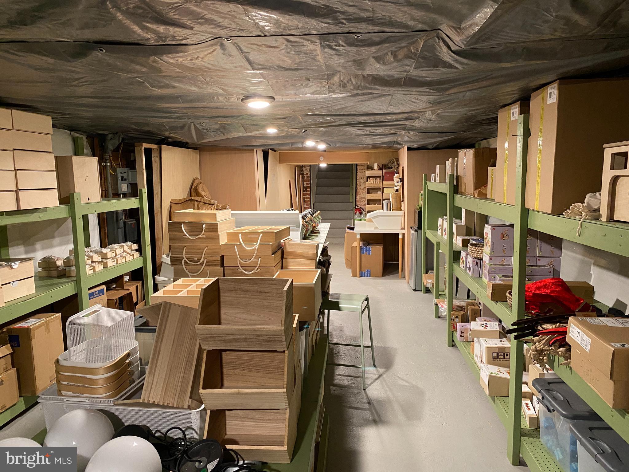 DOWNTOWN FREDERICKSBURG - Commercial Lease