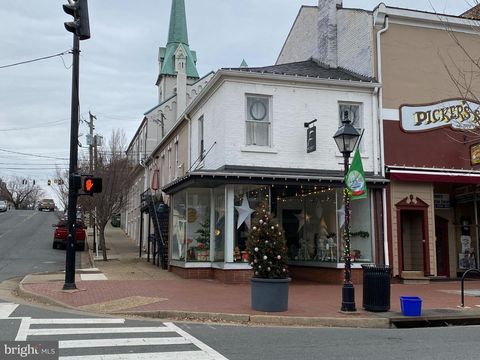 900 CAROLINE STREET FREDERICKSBURG VA 22401