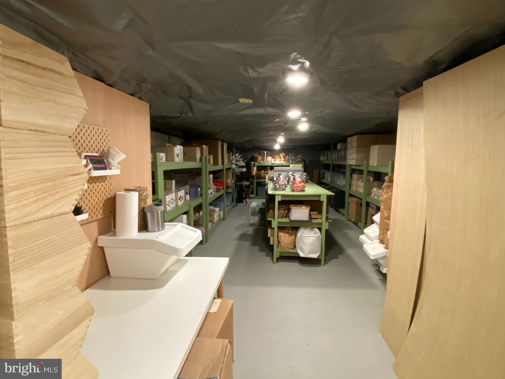 DOWNTOWN FREDERICKSBURG - Commercial Lease