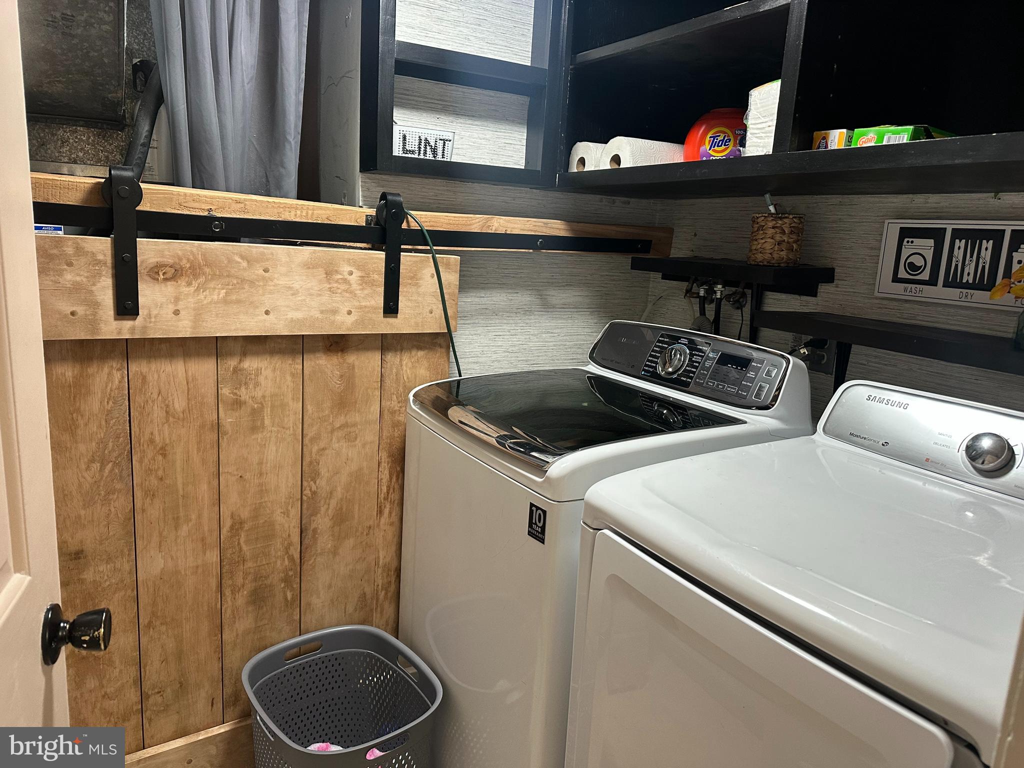 CEDAR GROVE ESTS - Residential