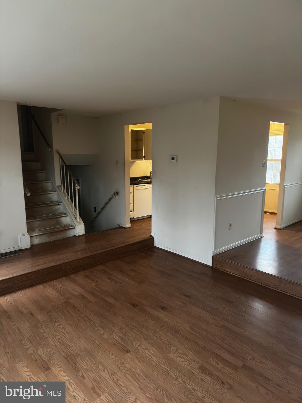 FOX MILL ESTATES - Residential