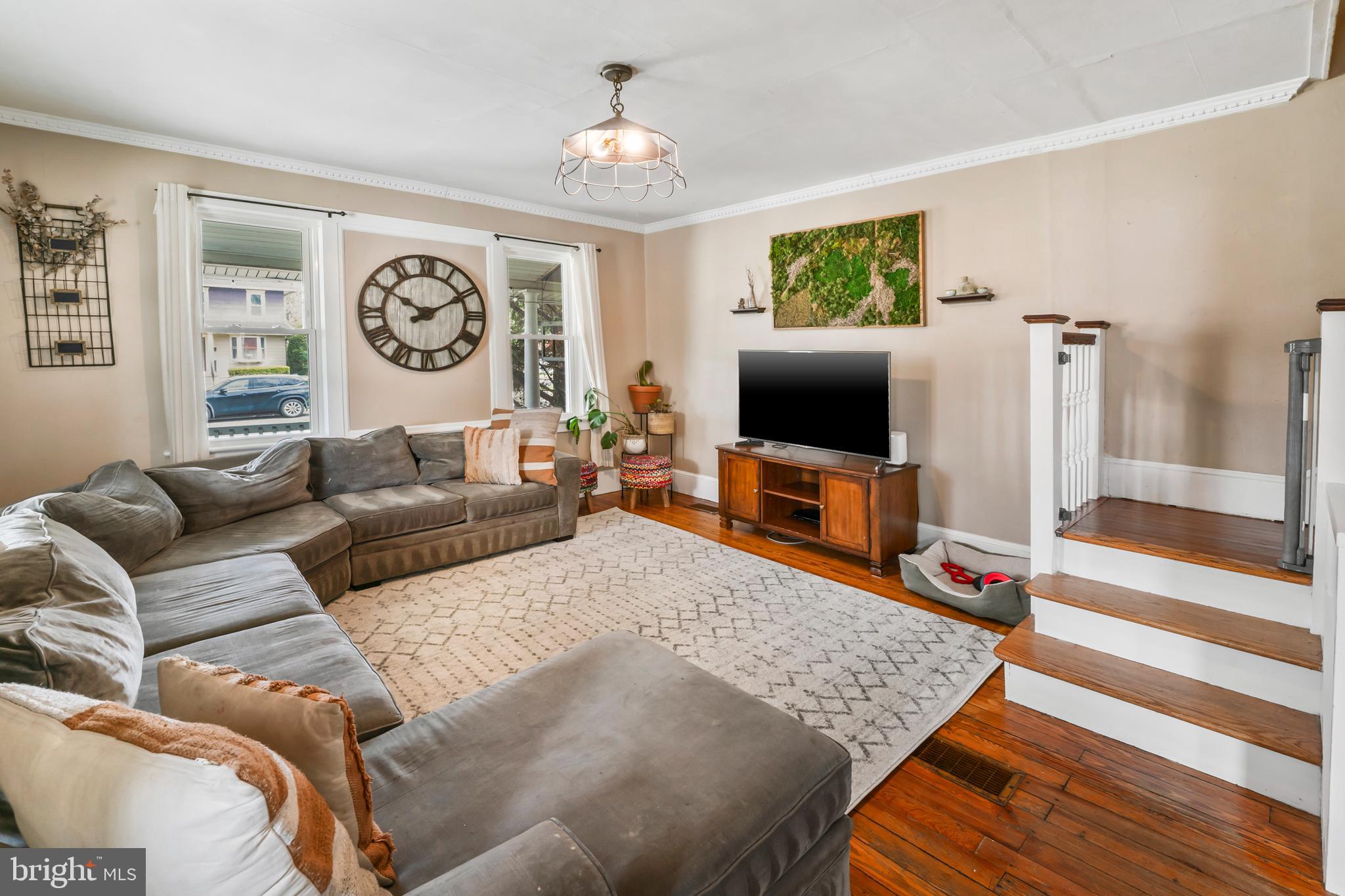 731 WASHINGTON AVENUE