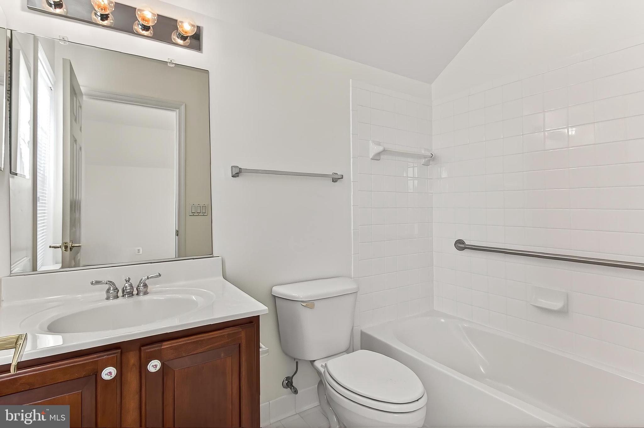 HERITAGE HUNT - Residential