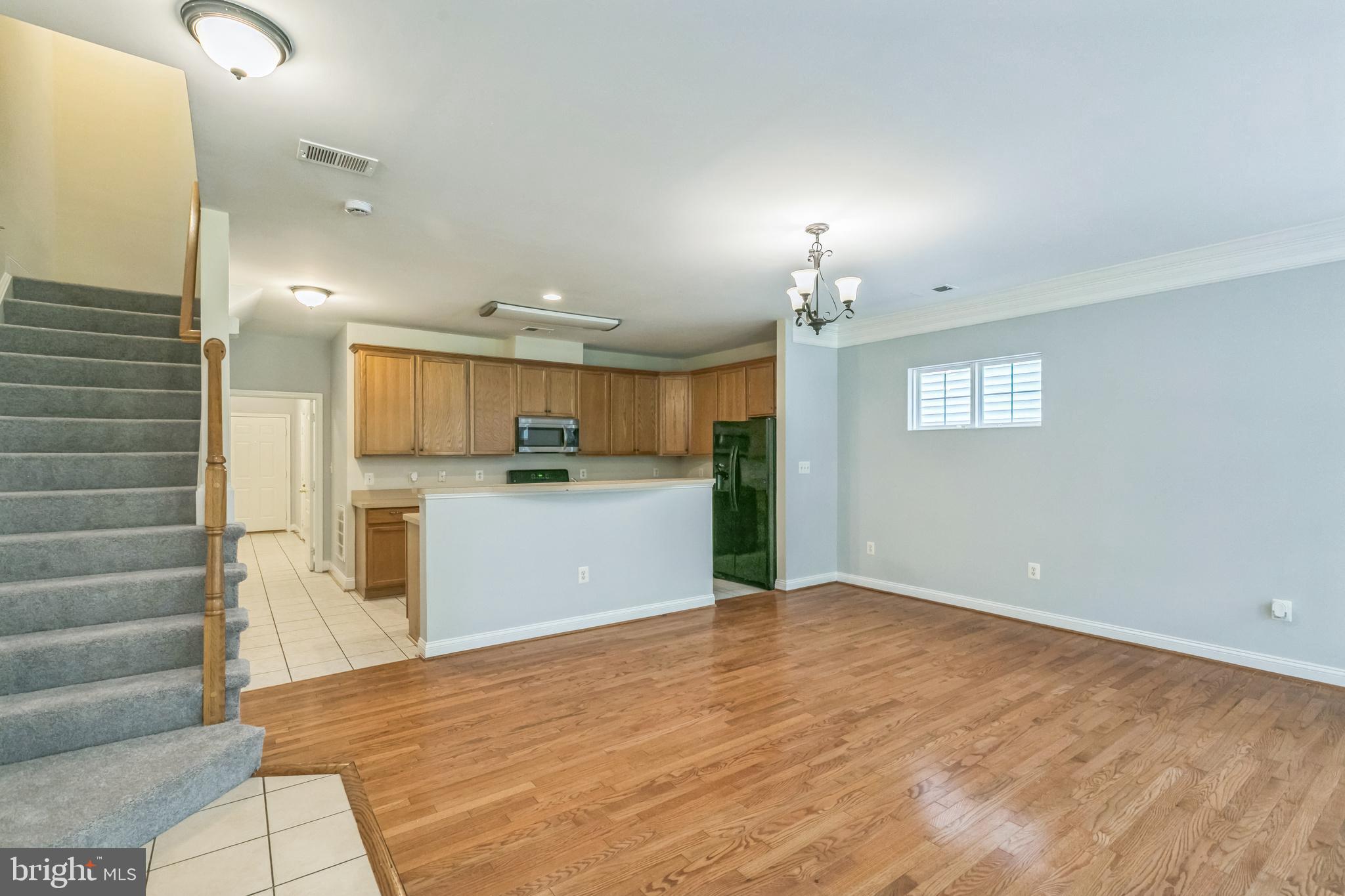 RIVER OAKS - Residential