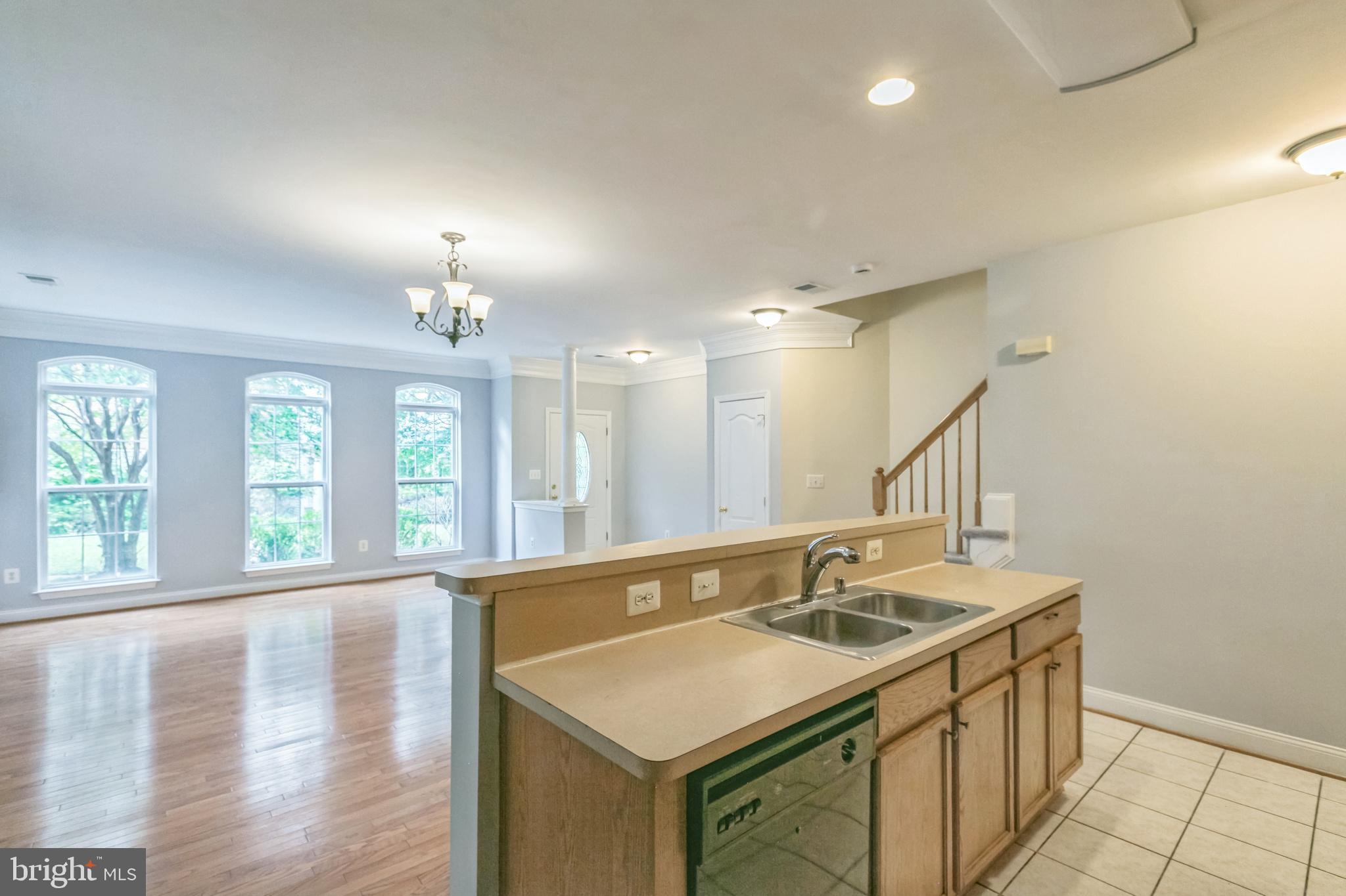 RIVER OAKS - Residential