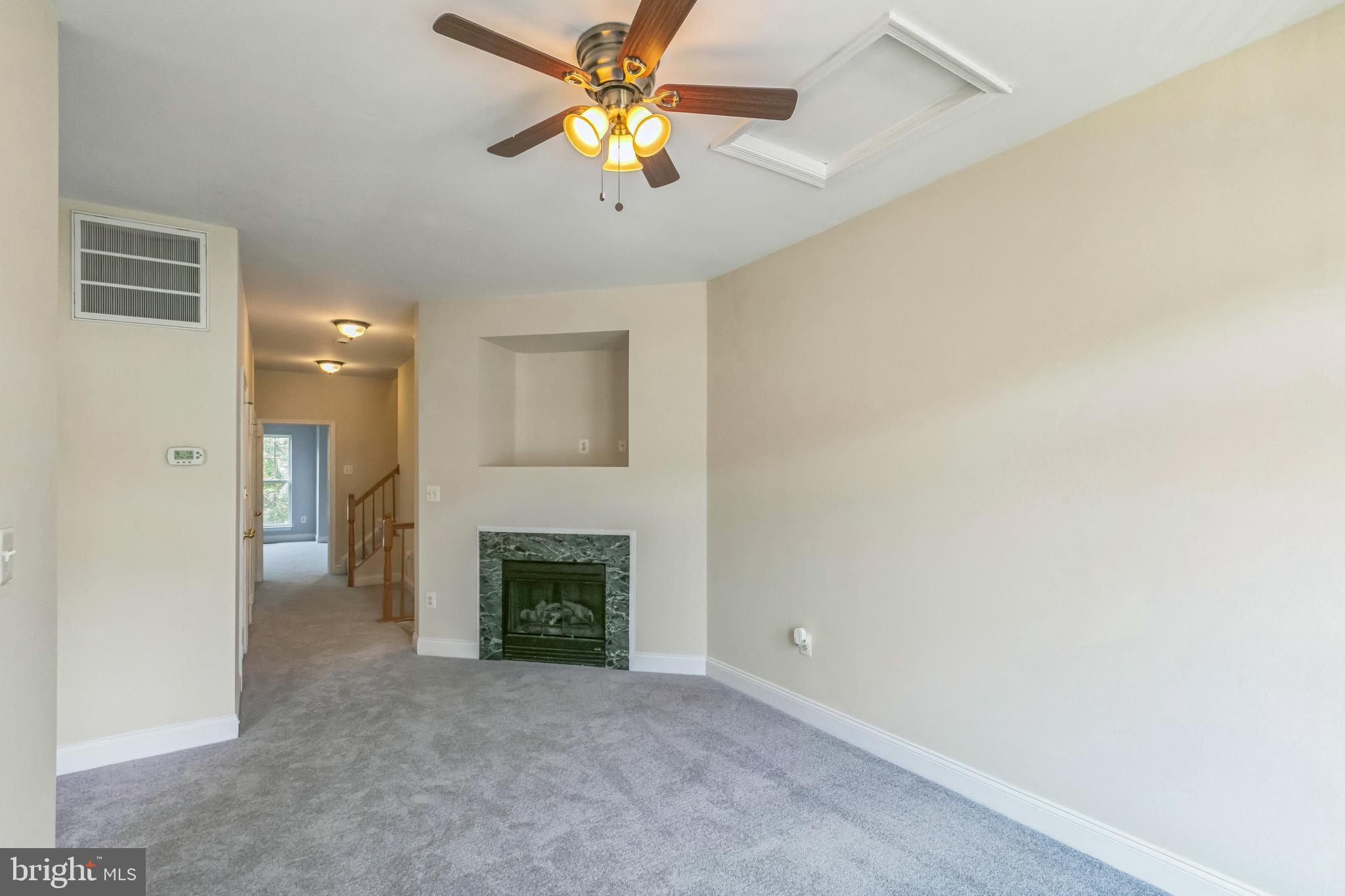 RIVER OAKS - Residential