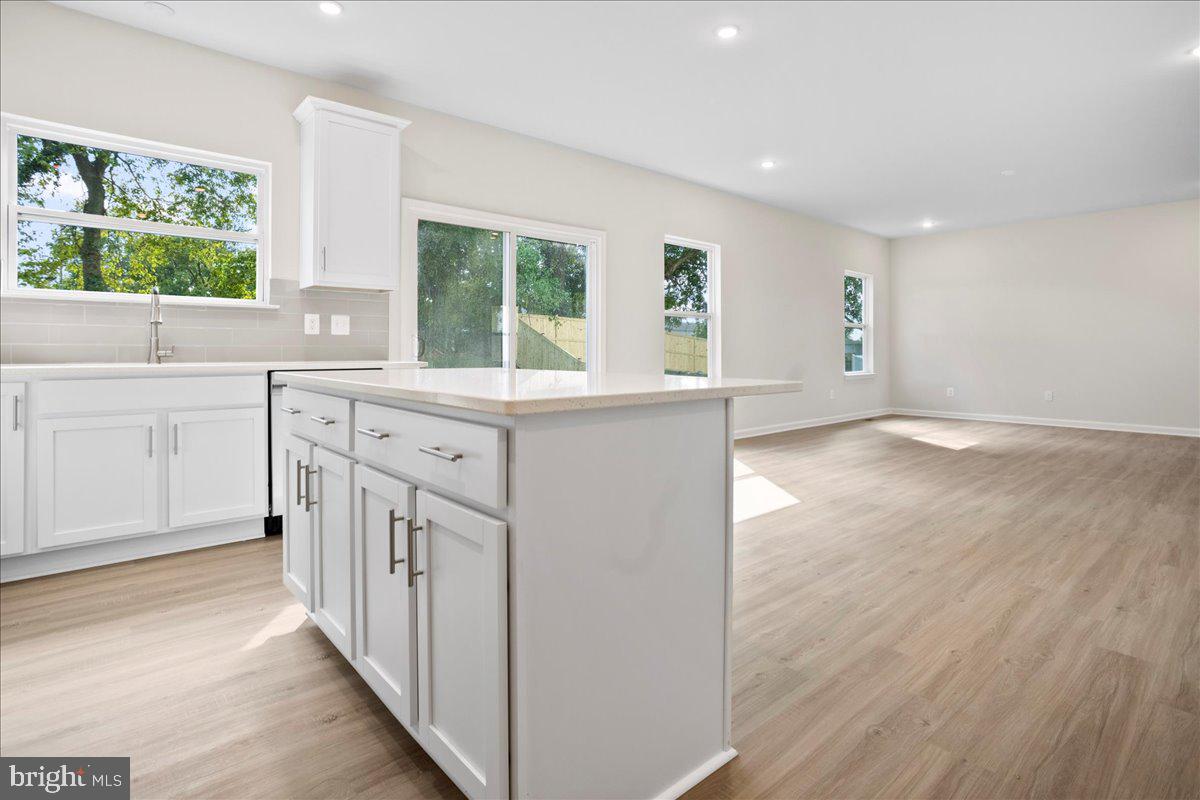 HUNTWELL WEST - Residential