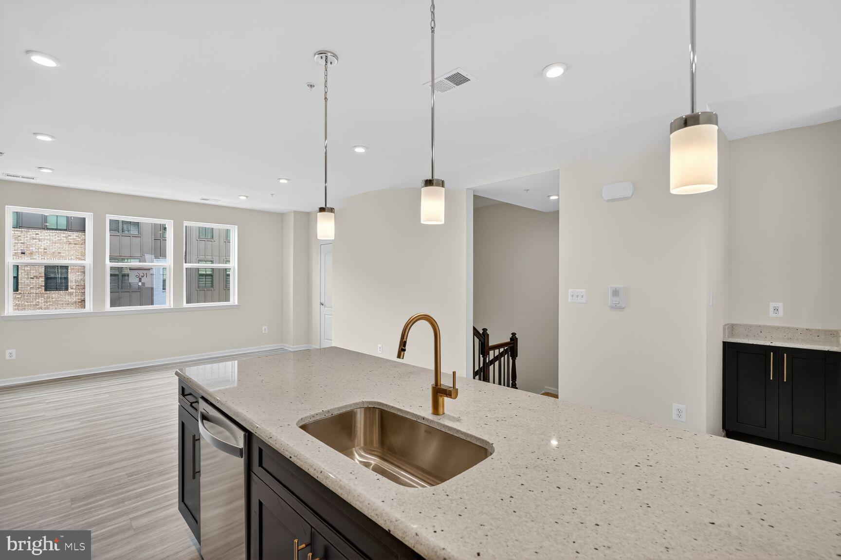 10007B AMERICAN PHAROAH LANE