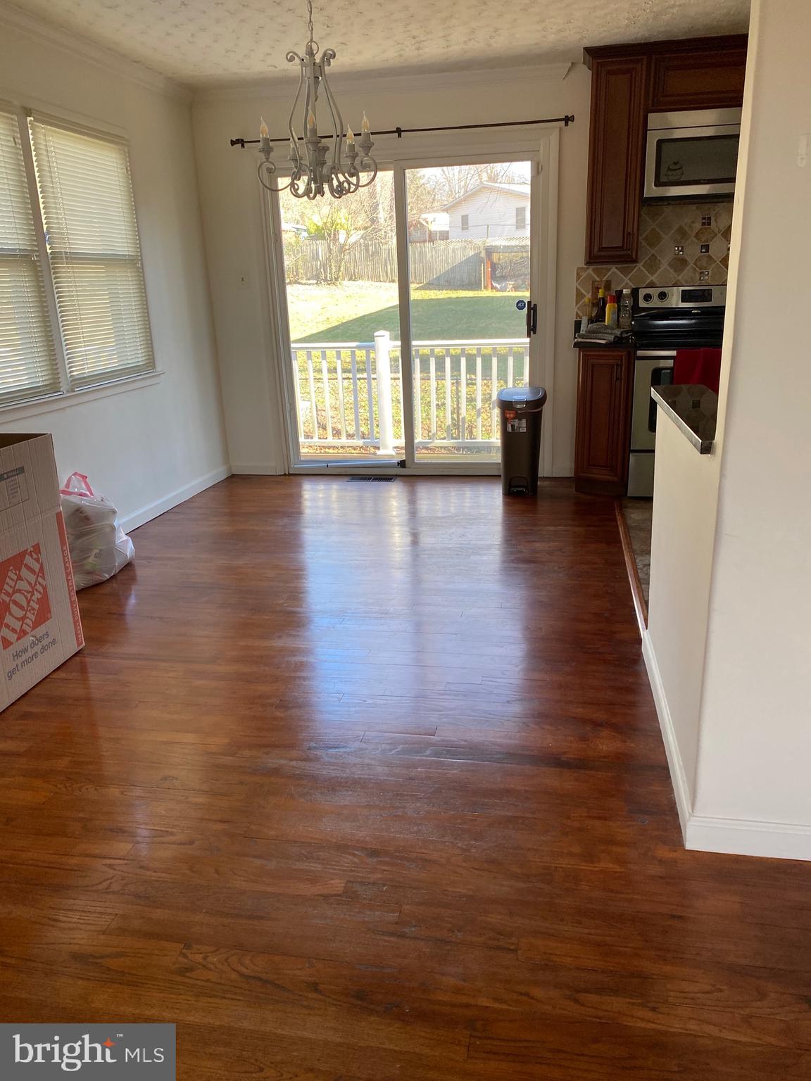 SUNNYBROOK ESTATES - Residential Lease