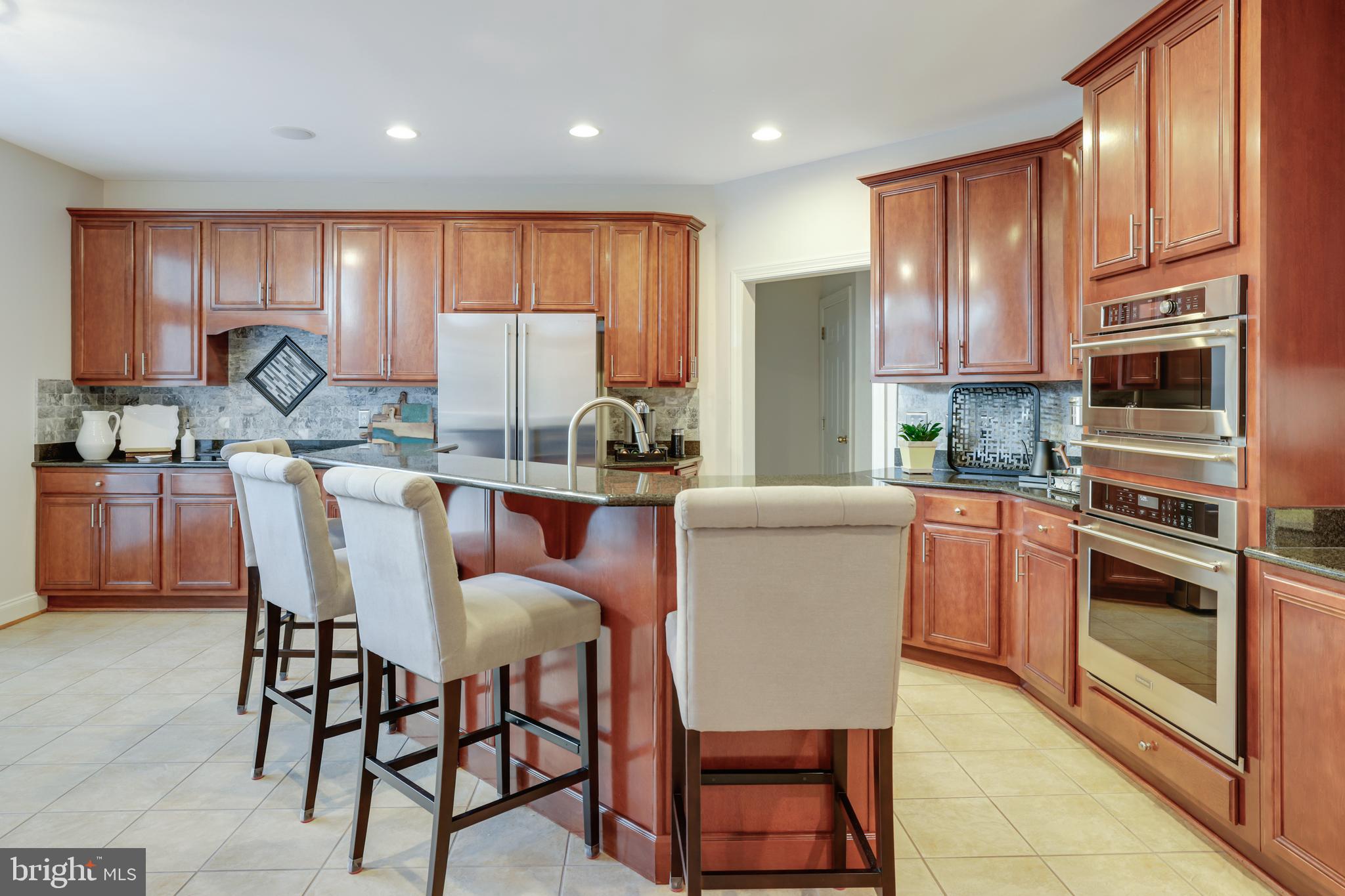 LANSDOWNE ON THE POTOMAC - Residential